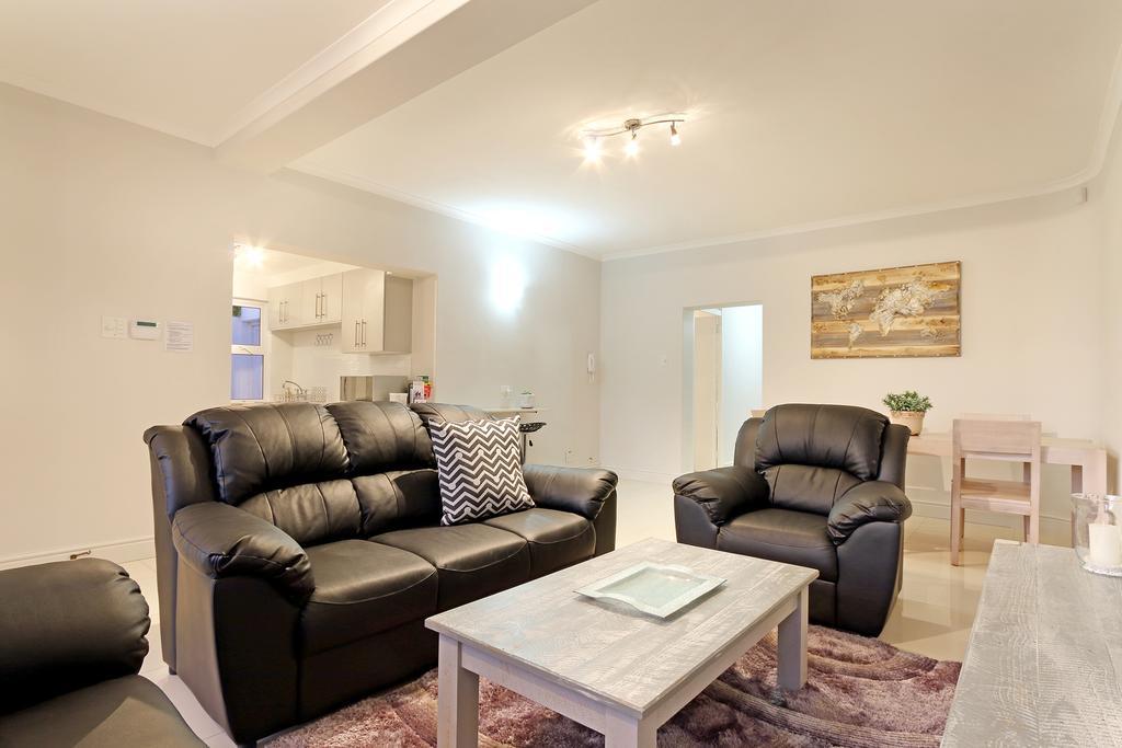 Camps Bay Beach Apartment Cape Town Exterior photo