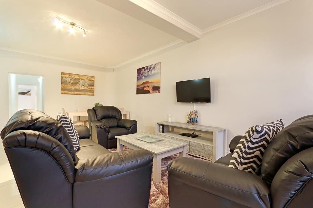 Camps Bay Beach Apartment Cape Town Exterior photo
