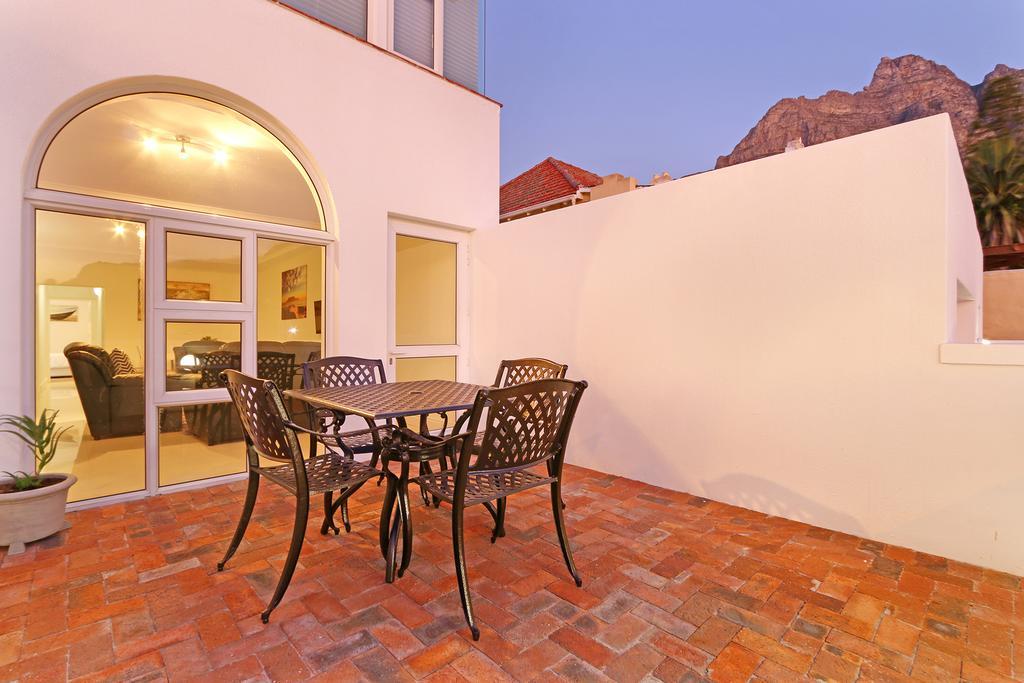 Camps Bay Beach Apartment Cape Town Exterior photo
