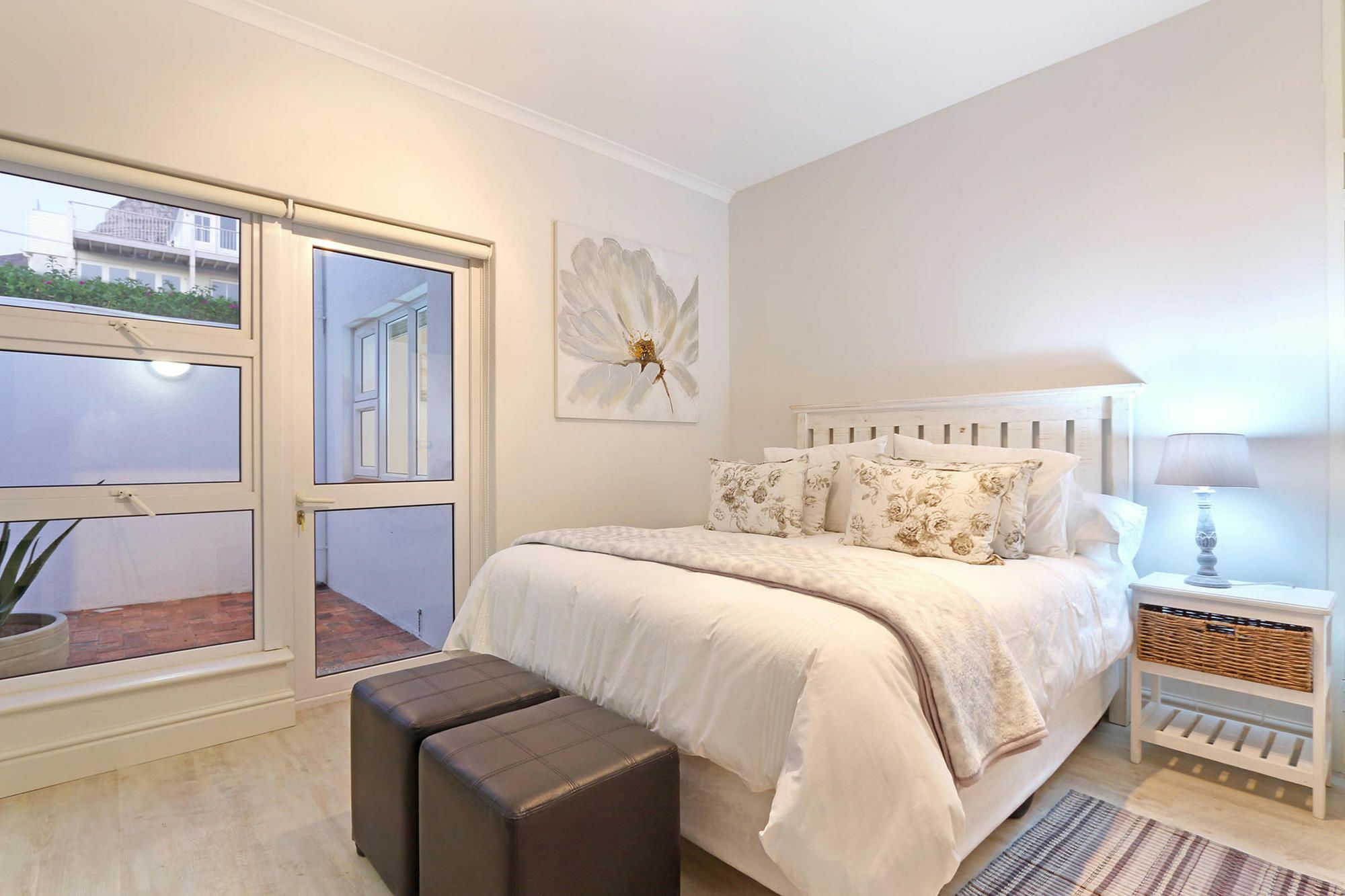 Camps Bay Beach Apartment Cape Town Exterior photo